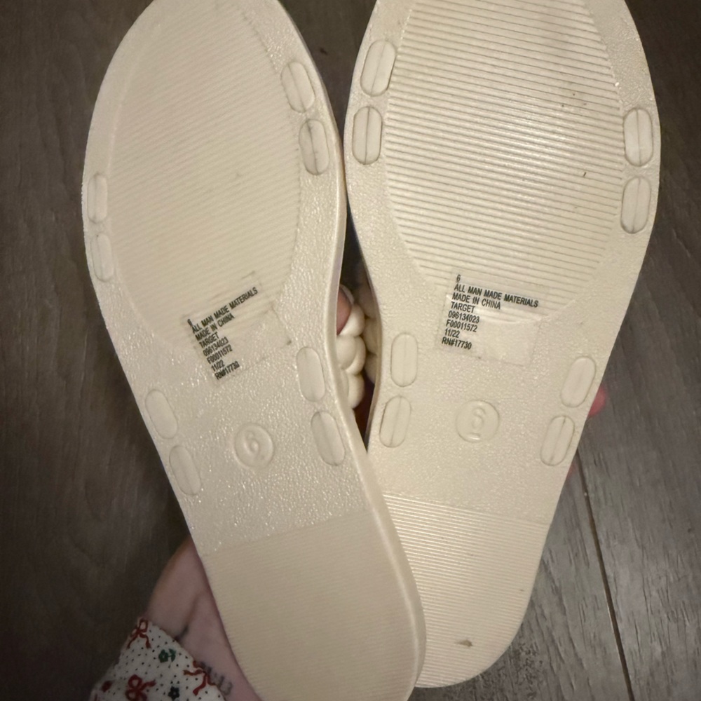 White Slides - Picture 3 of 4
